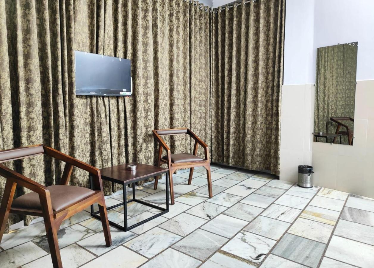 Vamoose Relax Inn Jodhpur  Buitenkant foto