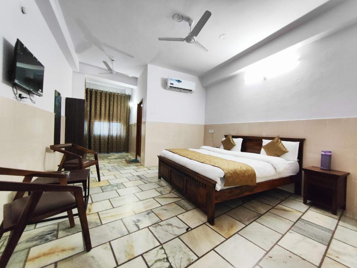 Vamoose Relax Inn Jodhpur  Buitenkant foto